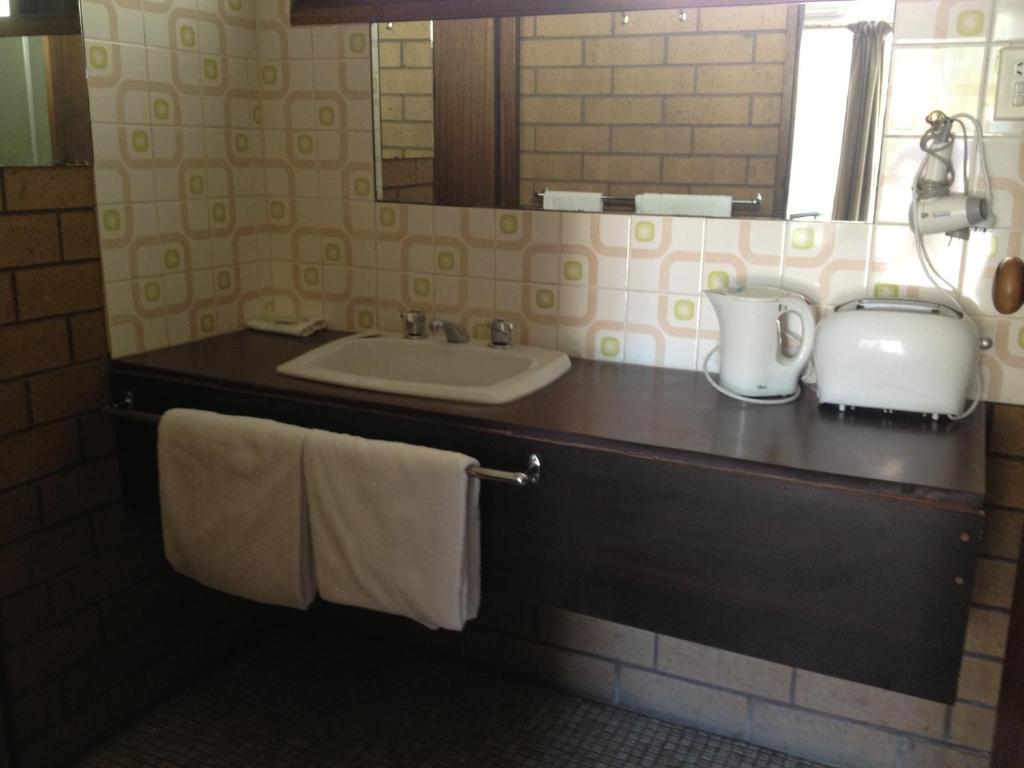 Rippleside Park Motor Inn Джелонг Номер фото
